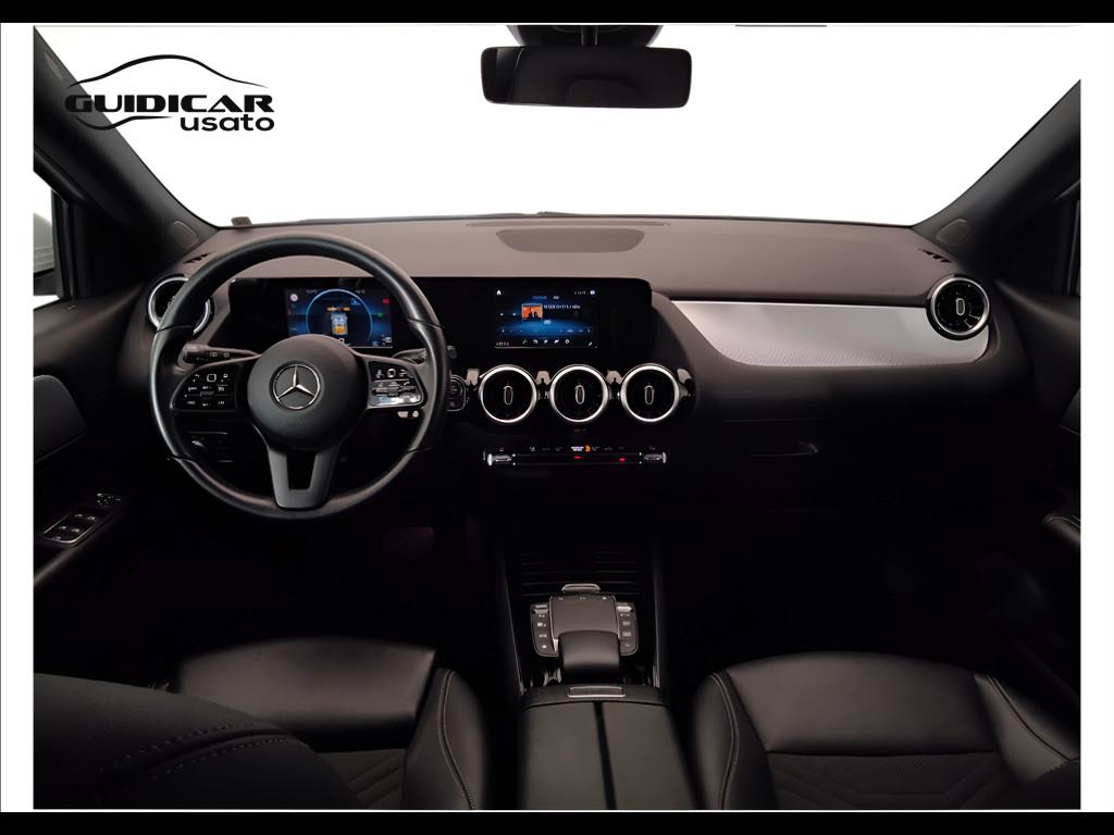 Mercedes-Benz GLA-H247 2020 - GLA 180 d Sport auto