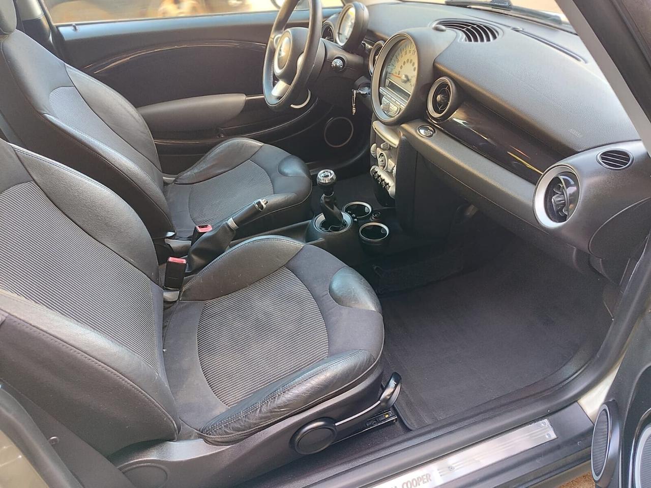 Mini Cooper D 1.6 DIESEL 2008!!