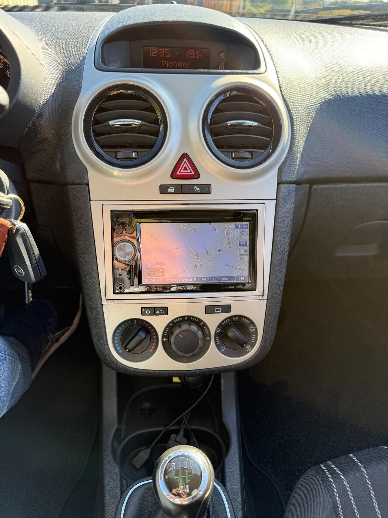 Opel Corsa Diesel 1.3 CDTi uniproprietaria neopatentati