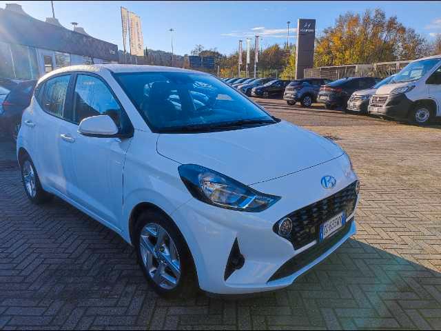 HYUNDAI i10 III 2020 - i10 1.0 mpi Tech Connect Pack at