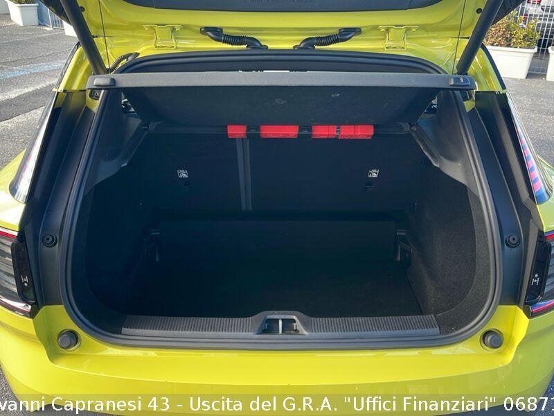 Volvo EX30 EX30 Single Motor Extended Range RWD Plus