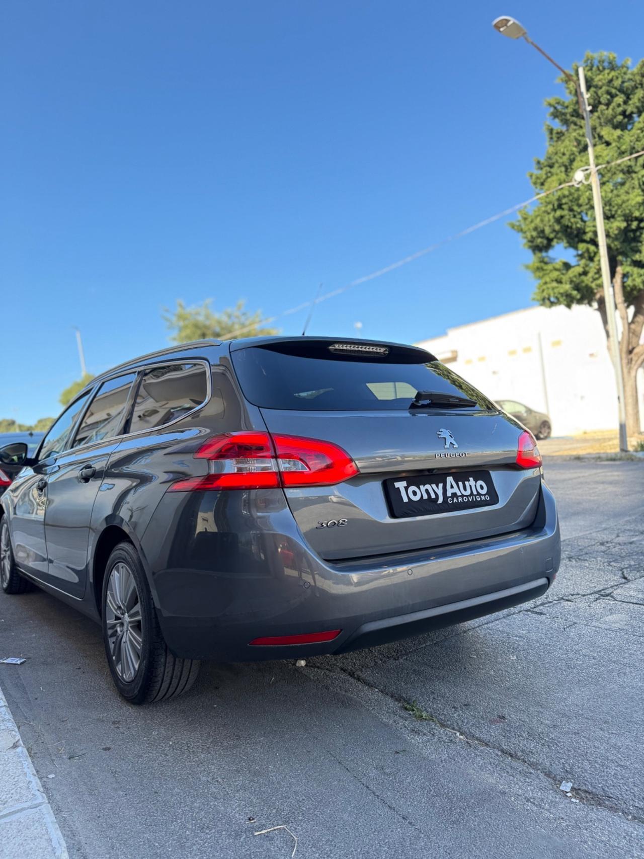 Peugeot 308 1.5 bluehdi Allure Pack CAMBIO AUTOMATICO,NAVI,TELECAMERA,FARI LED,VIRTUAL COCKPIT