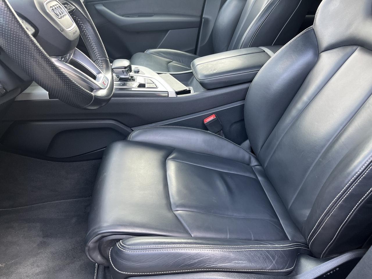 AUDI Q 7 3000 TDI 272 CV S.LINE ( GANCIO TRAINO )