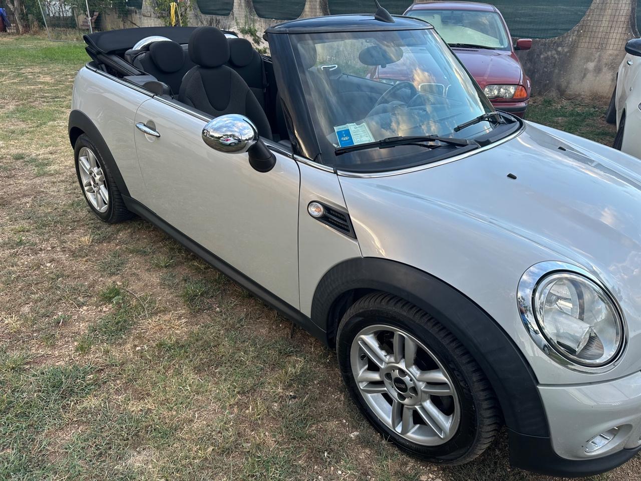 Mini Mini 1.6 16V Cooper D Cabrio