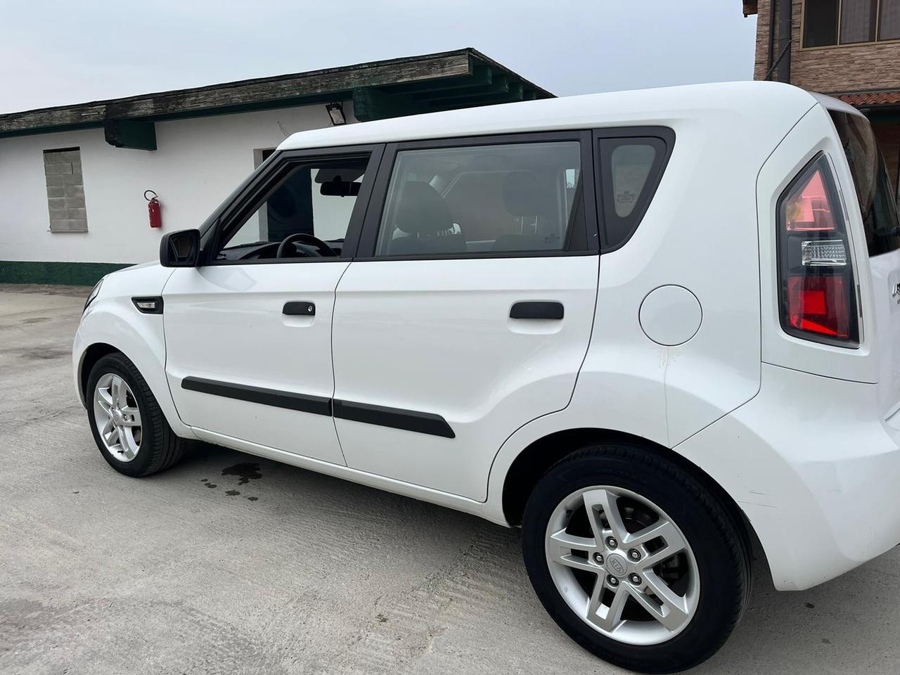 Kia Soul 1.6 CRDi VGT Active