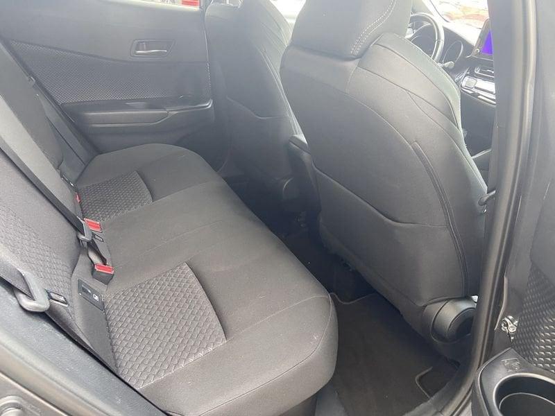 Toyota C-HR C-HR 1.8 Hybrid E-CVT Trend