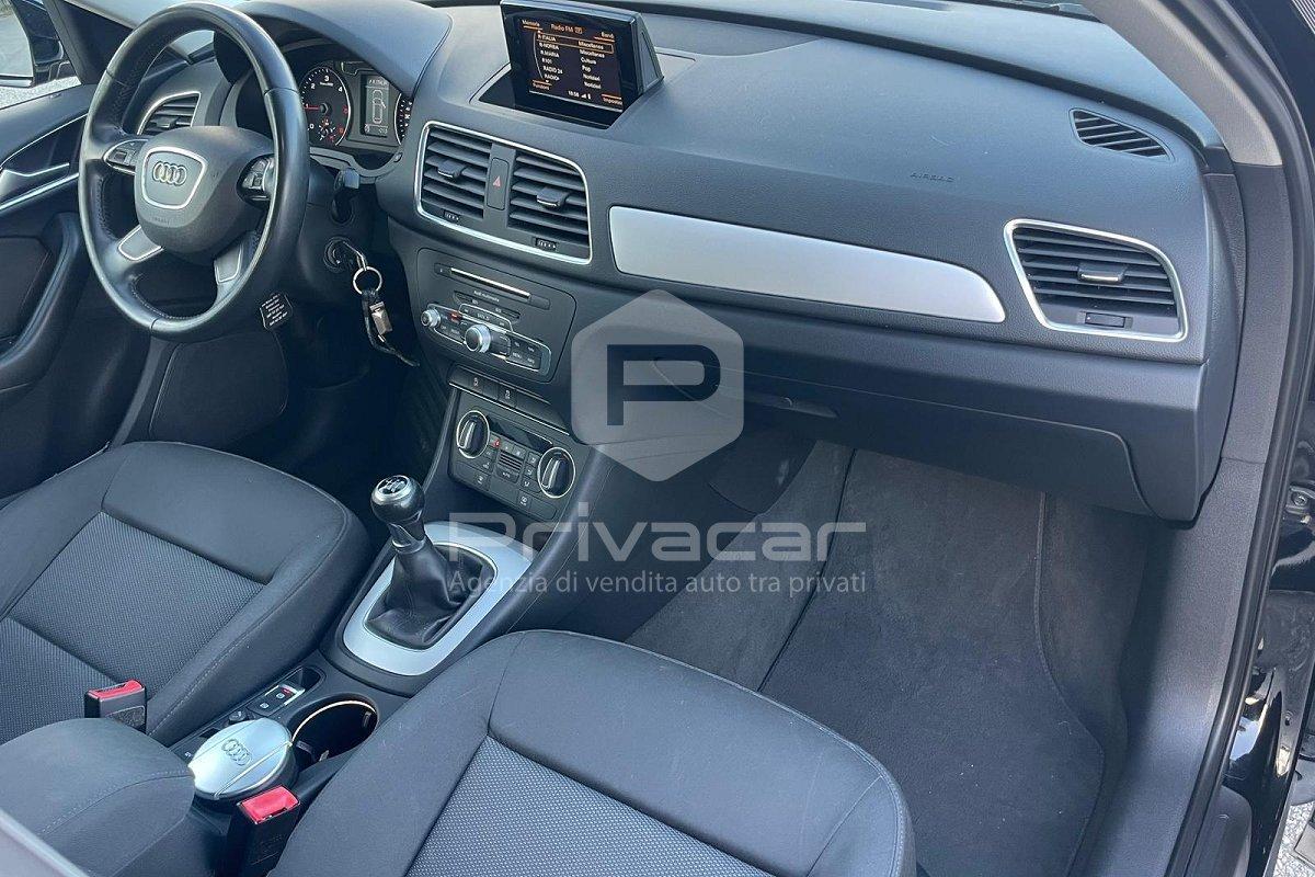AUDI Q3 2.0 TDI 120 CV Business
