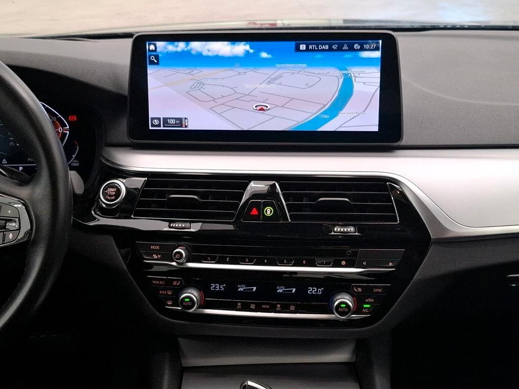BMW 518D 150CV STEPTRONIC 48V BUSINESS DESIGN ( FARI LED - BMW DIGITAL COCKPIT - PELLE - NAVI - MIRROR - PDC - TELECAMERA POST. )
