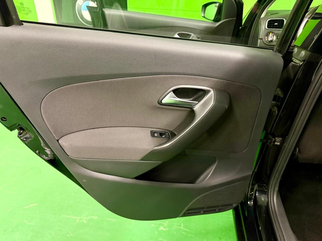 Volkswagen Polo High-line 1.2 benzina 69CV 51KW