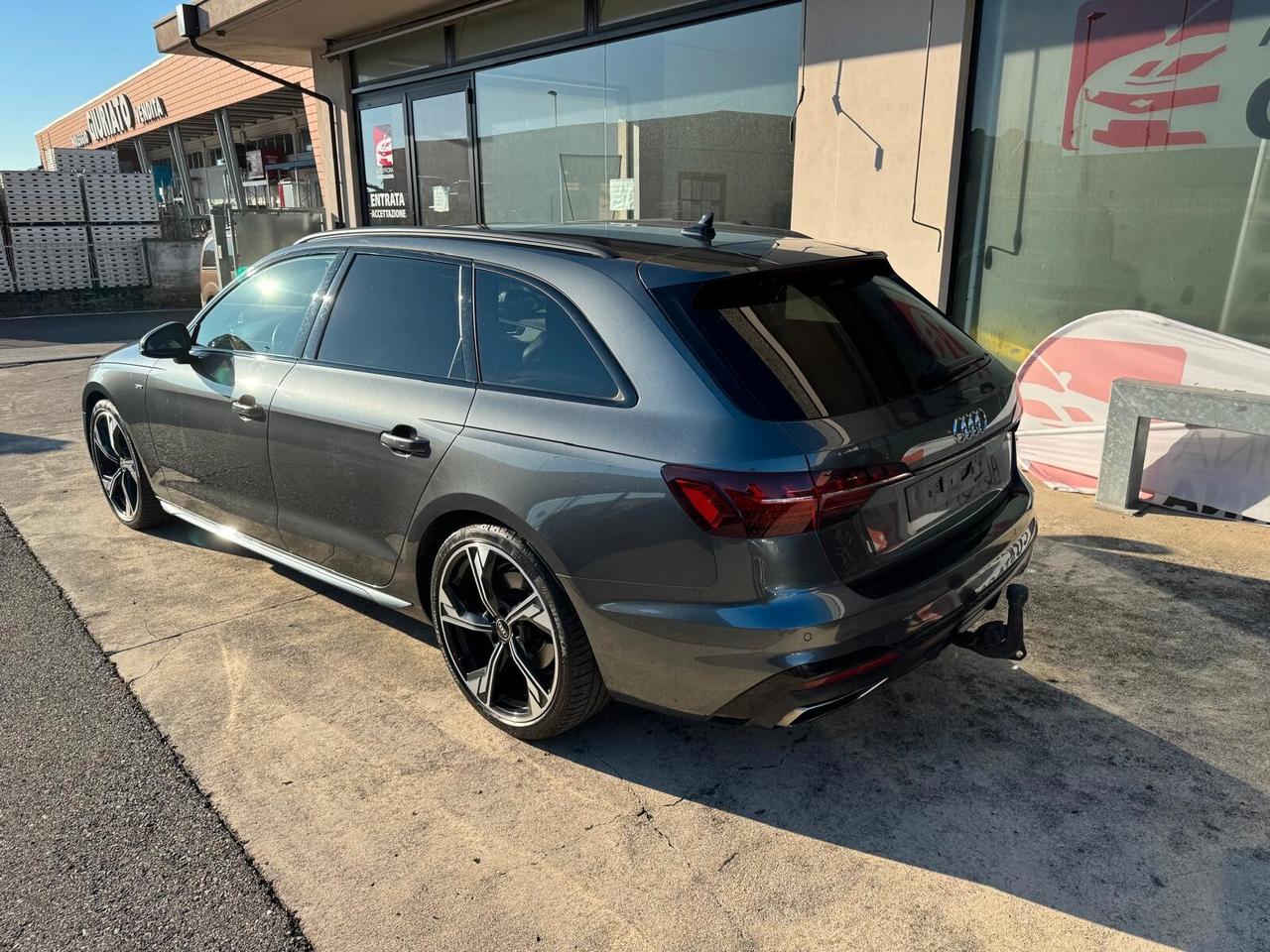 Audi A4 Avant 35 TDI/163 CV S tronic S-line edition