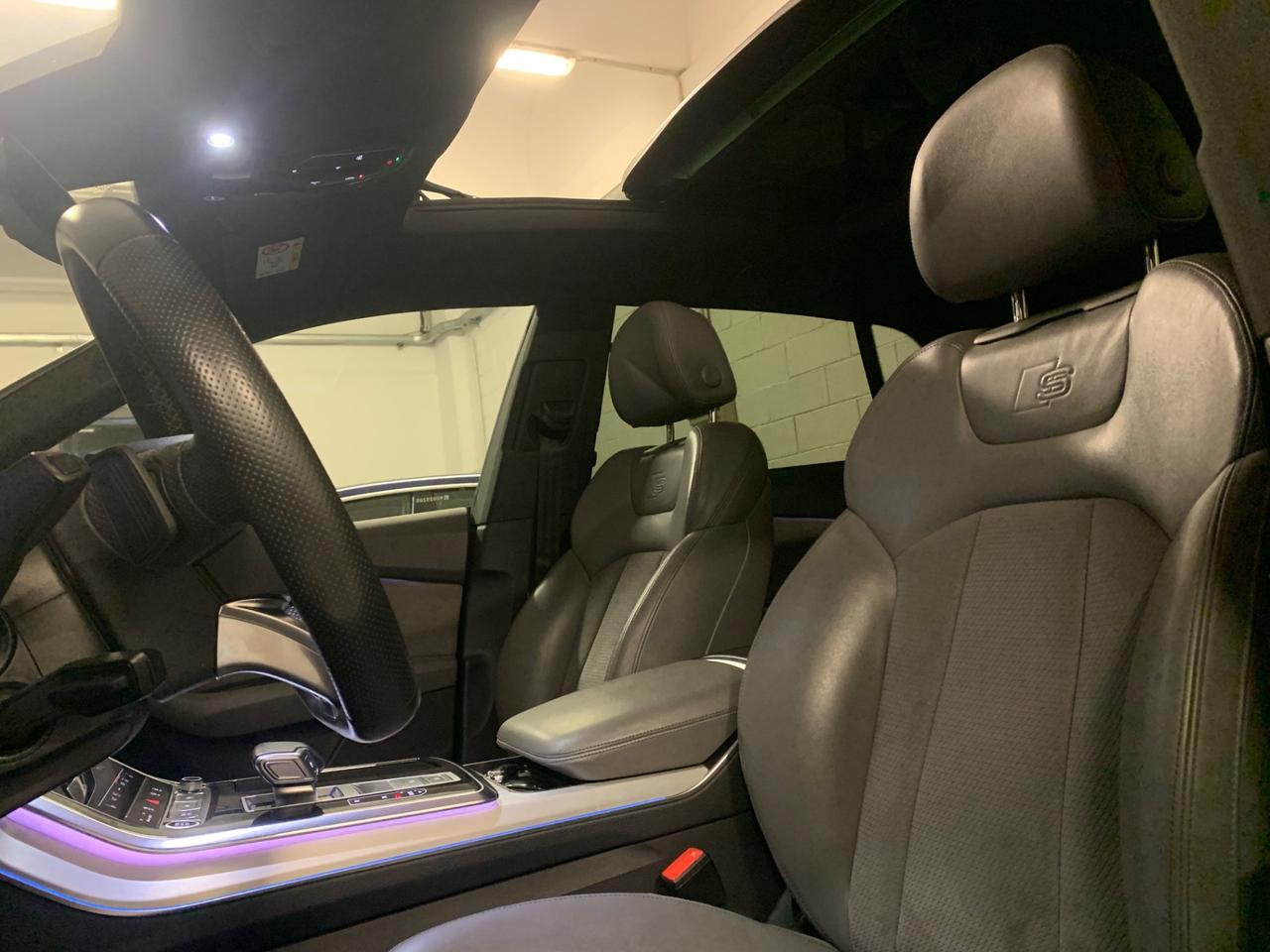 Audi Q8 55 TFSI quattro tiptronic S line