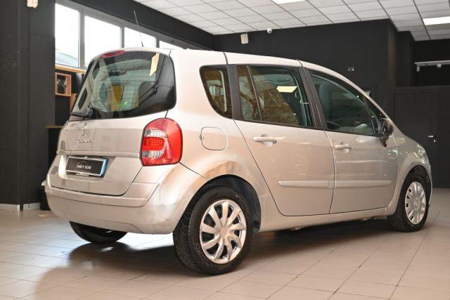 RENAULT Grand Modus 1.5 dCi 75CV ATTRACTIVE SERVO CLIMA ABS FENDI FULL
