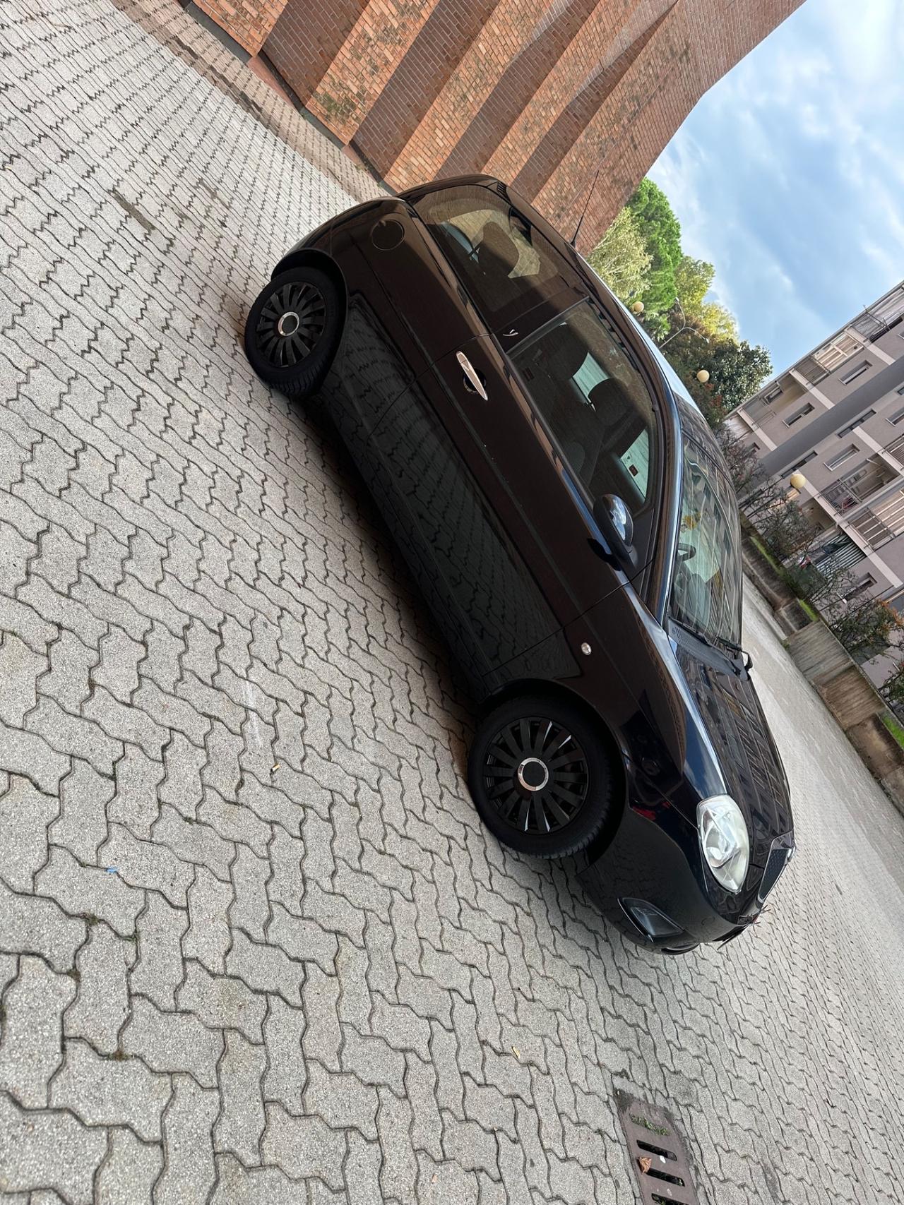 Lancia Ypsilon 1.2 Platino
