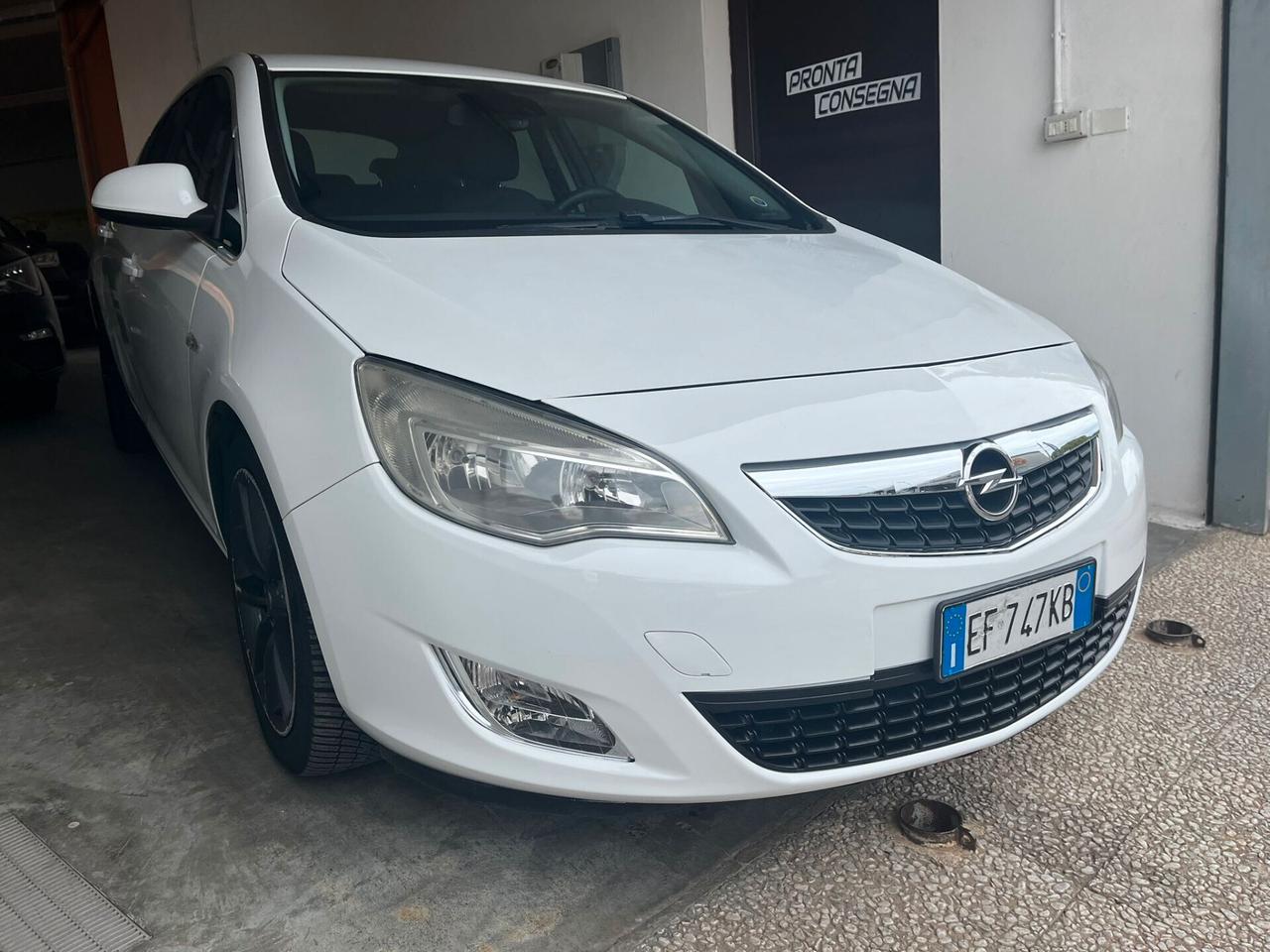 Opel Astra 1.7 CDTI 110CV 5 porte Cosmo