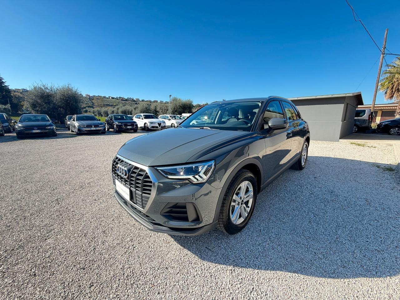 Audi Q3 35 TDI S tronic 150 cv Business 116.528 Km