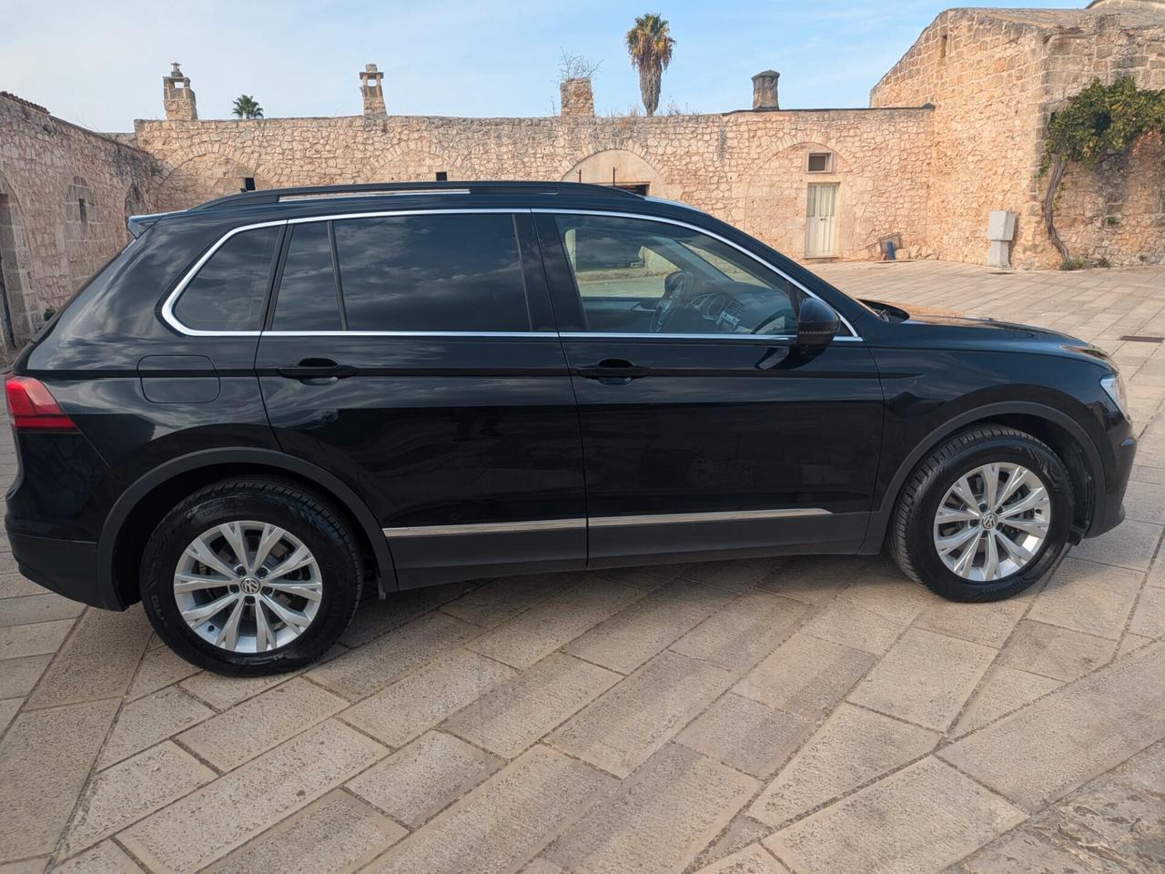 Volkswagen Tiguan 1.6 TDI SCR Business BlueMotion Technology