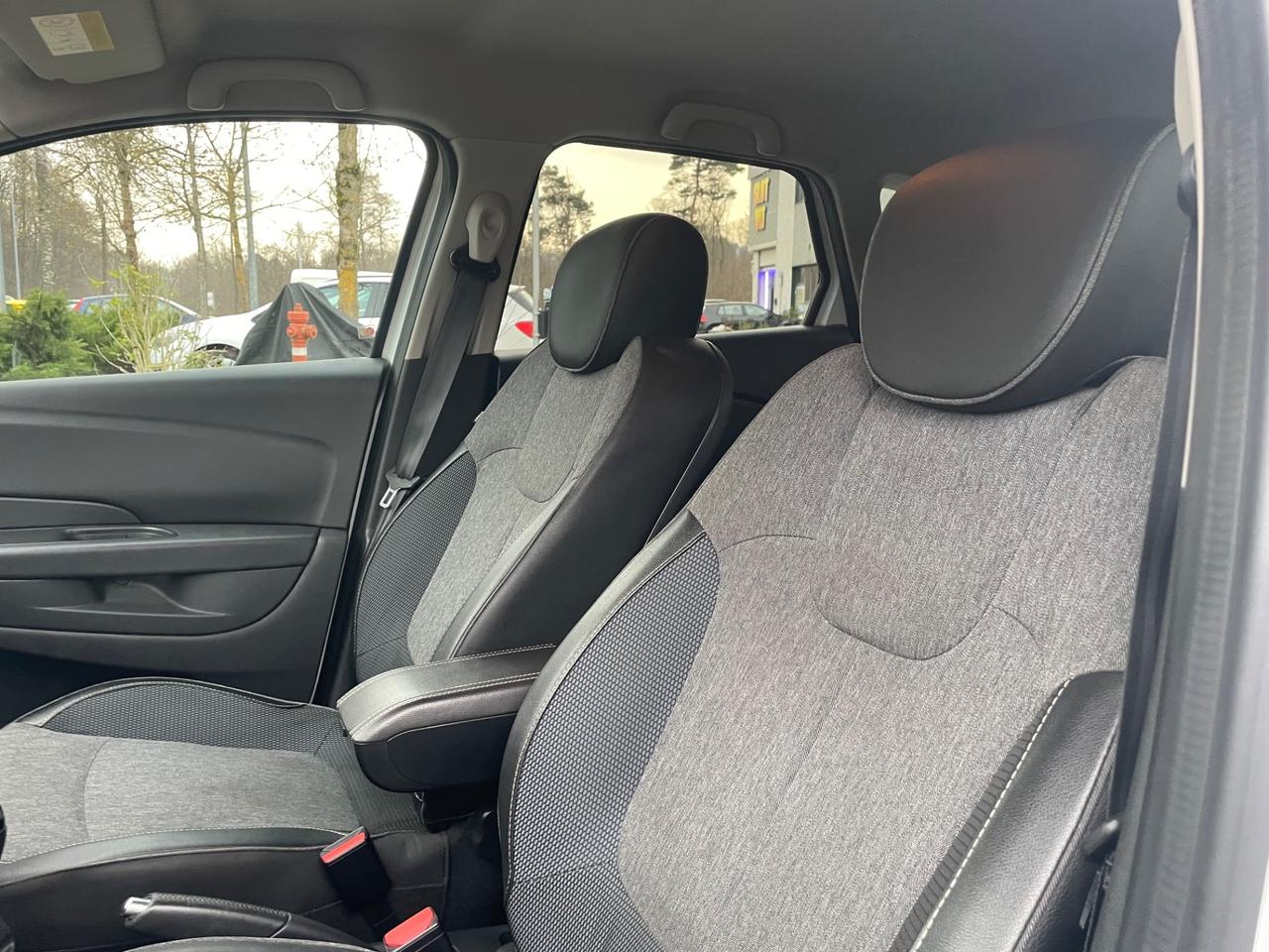 Renault Captur TCe 130 CV*Neopatentati*Navi*Solo 95000km*