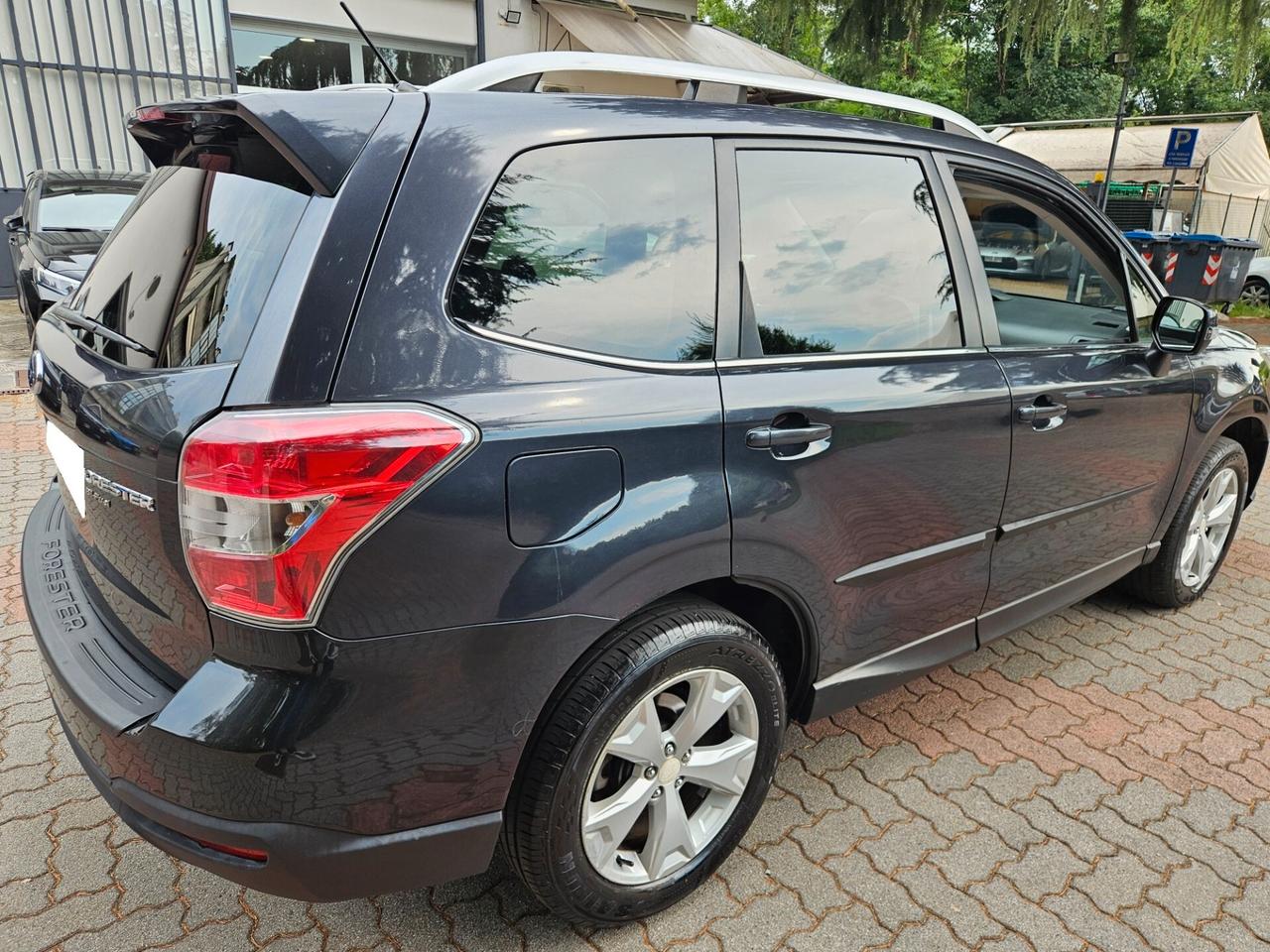 Subaru Forester 2.0i BI-Fuel Exclusive - GPL - AT