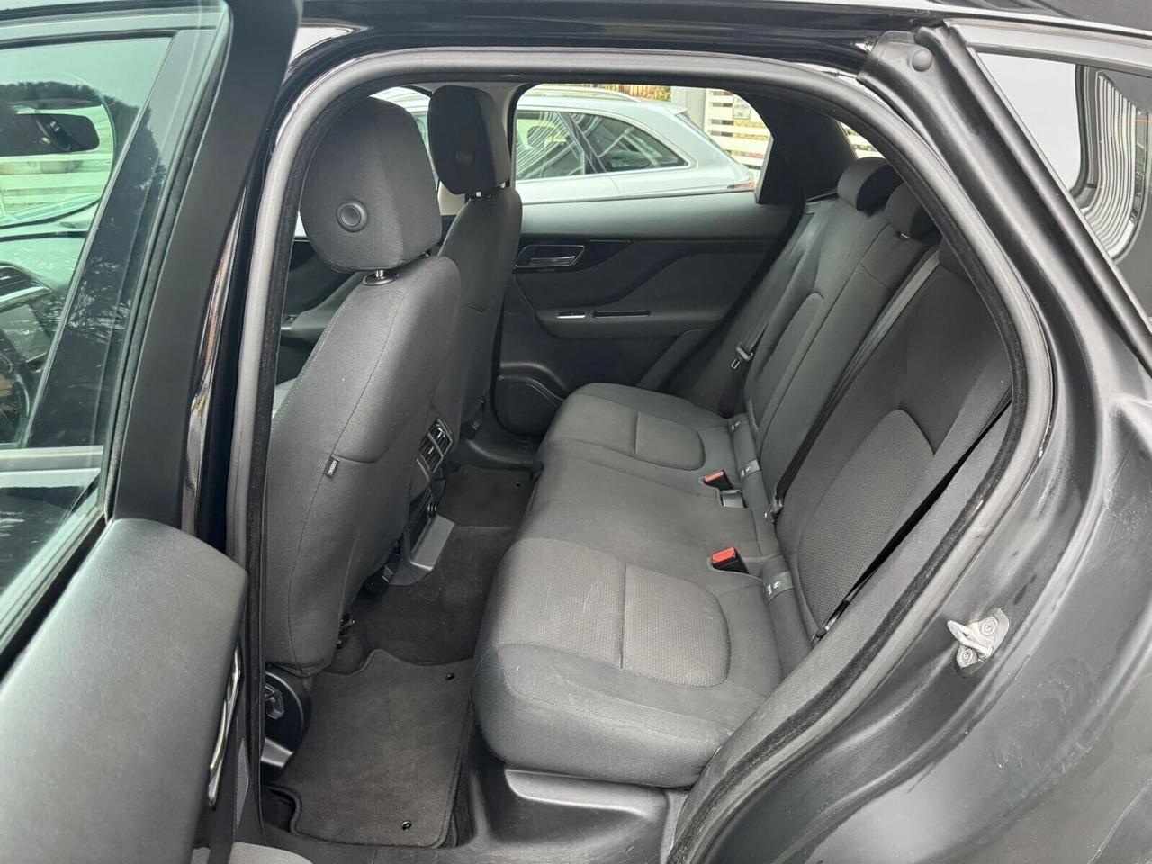 JAGUAR F-PACE 2.0 D 180cv AWD AUT. PRESTIGE