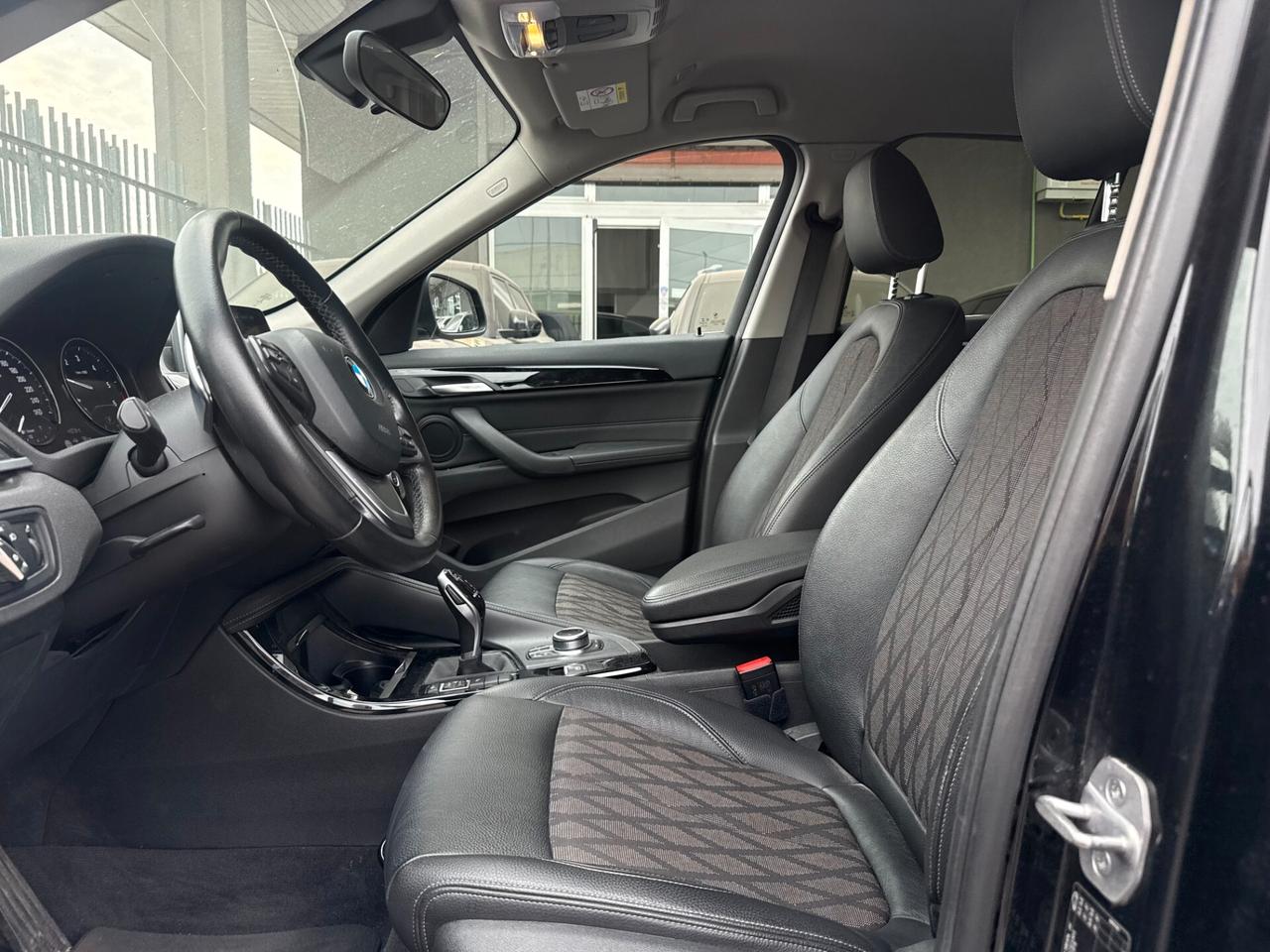 BMW X1 sdrive18d xLine auto KM CERTIFICATI