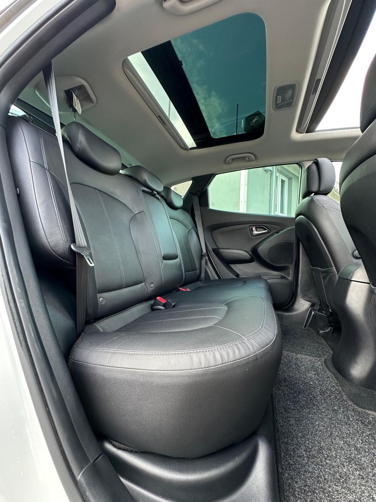 Hyundai iX35 1.7 CRDi 2WD Xpossible