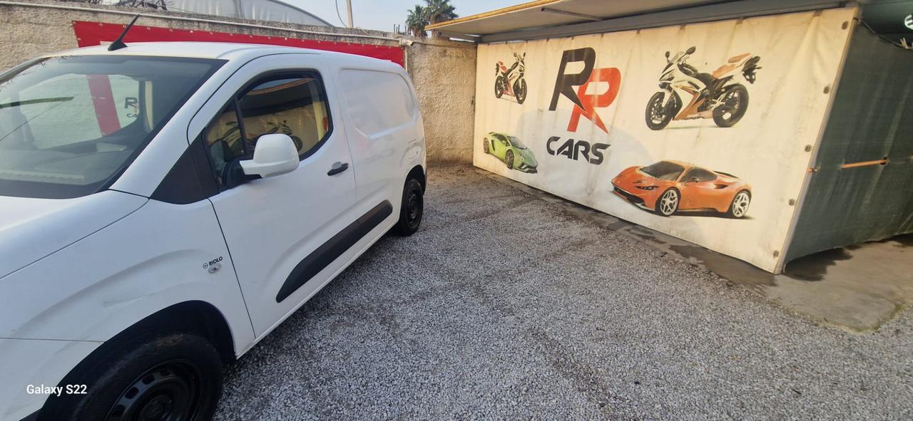 Opel Combo Cargo 1.5 Diesel 100CV PC 650kg Edition