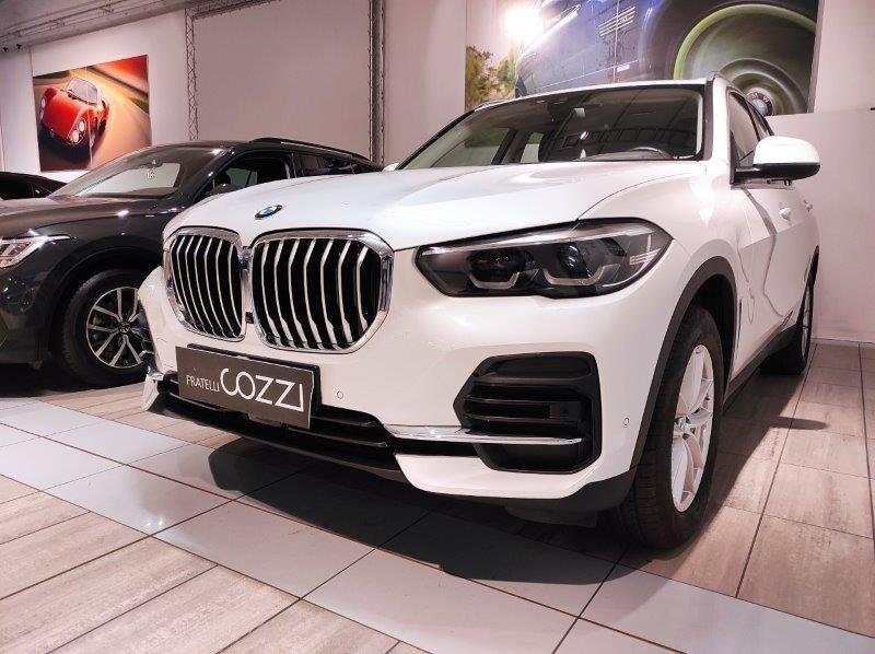 BMW X5 (G05/F95) - X5 xDrive30d 48V Business