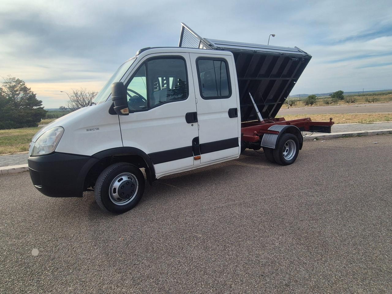 Iveco Daily 35C12 2.3 115cv gemellato ribaltabile trilaterale 08