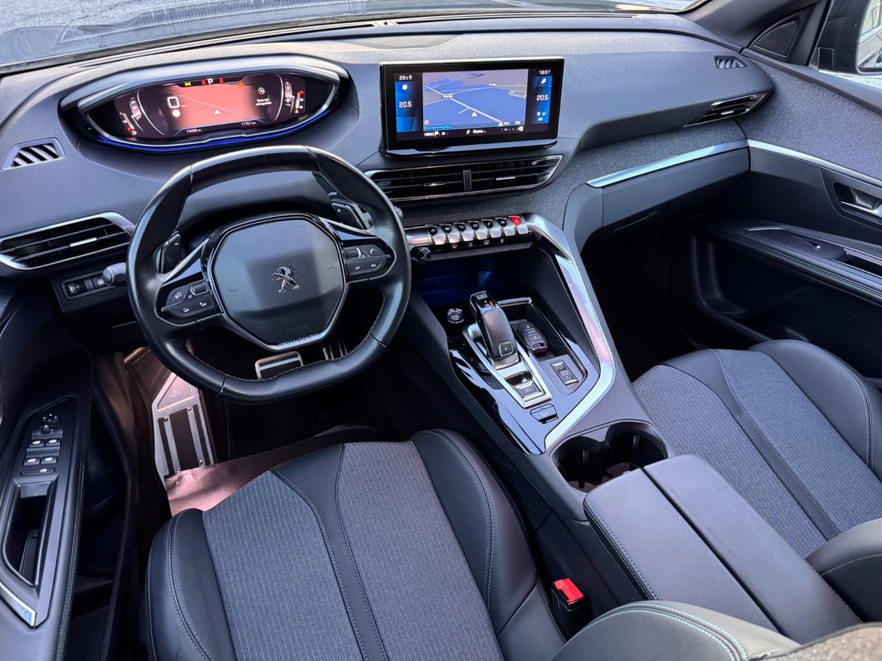 Peugeot 3008 BlueHDi 130 S&S EAT8 Allure