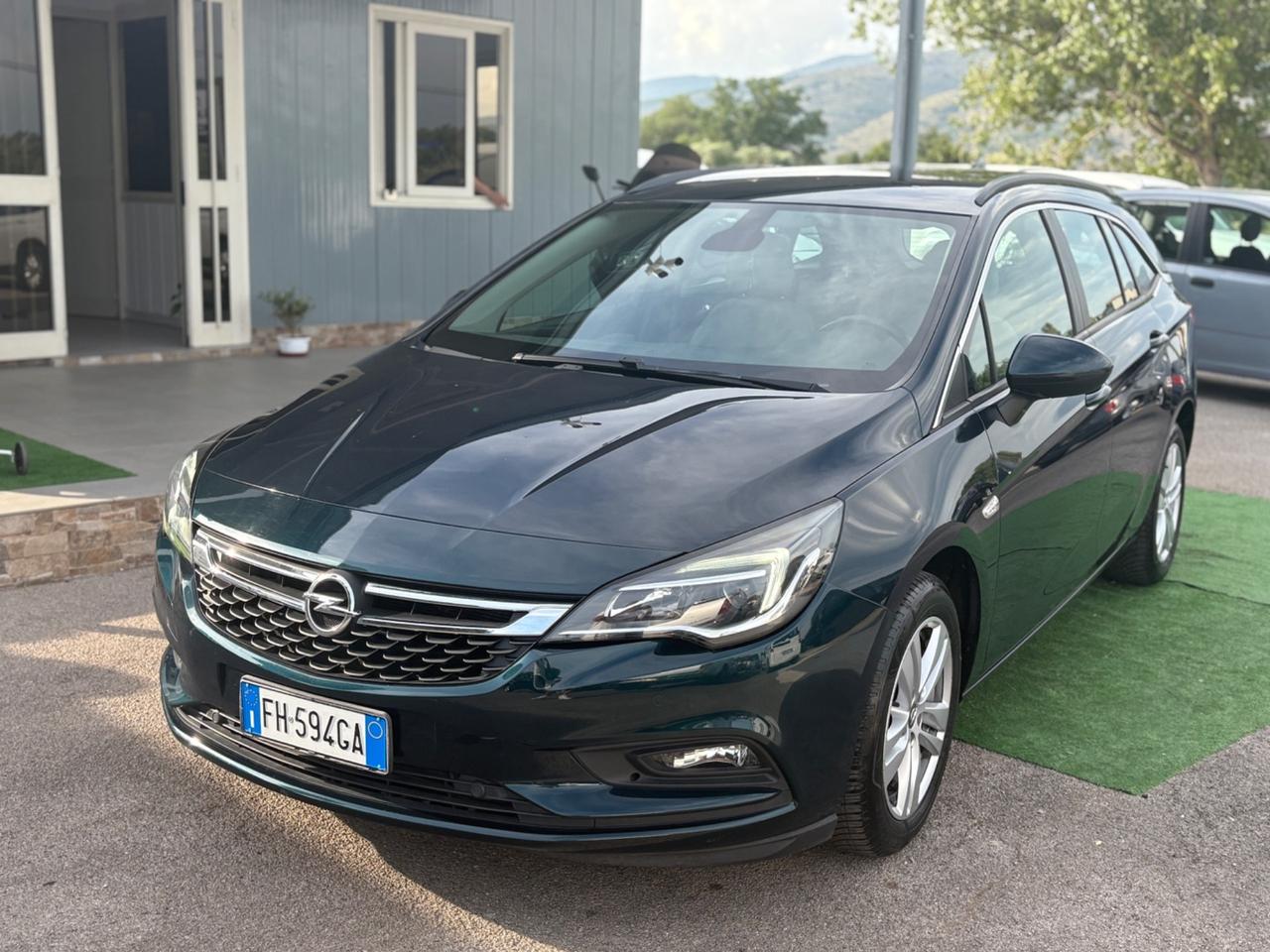 Opel Astra 1.6 CDTi 136CV AUTOMATICA GARANZIA