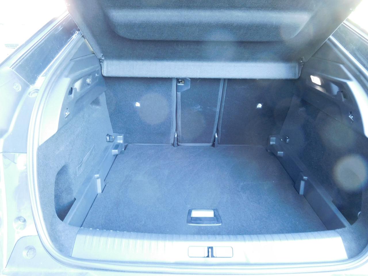 Peugeot 3008 Hybrid 136 e-DCS6 Allure