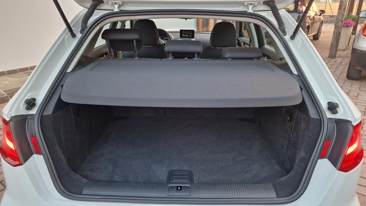 Audi A3 1.6 TDI S tronic Business
