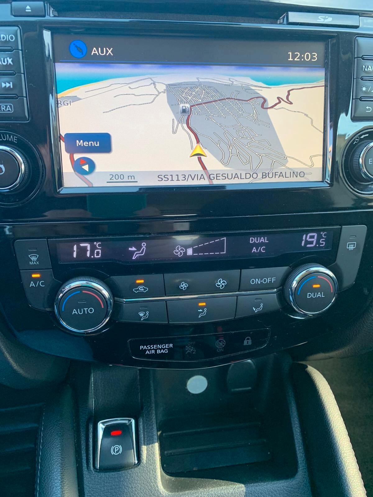 Nissan Qashqai 1.5 dCi Acenta Premium