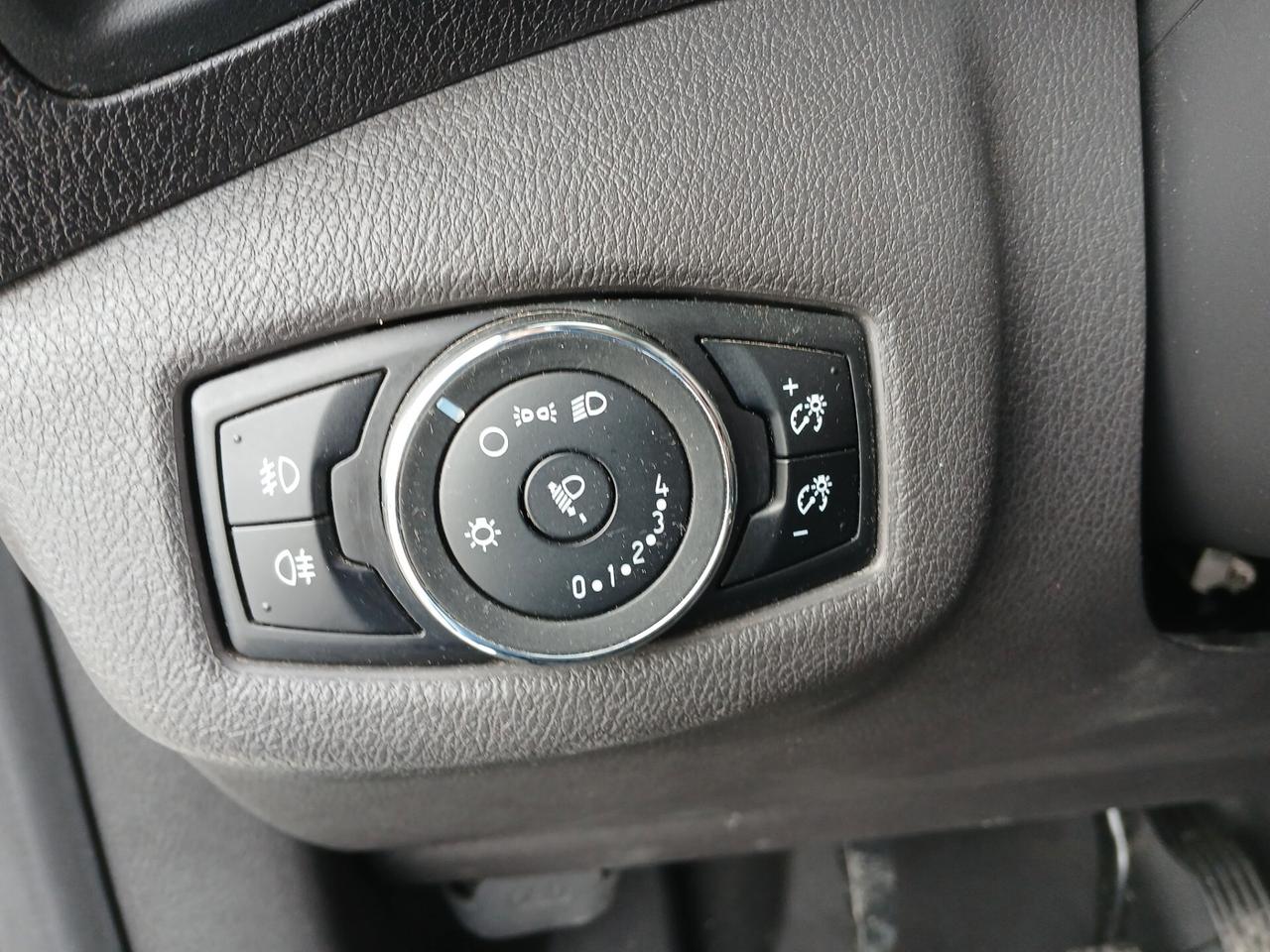 FORD TRANSIT FRIGORIFERO ISOTERMICO COIBENTATO