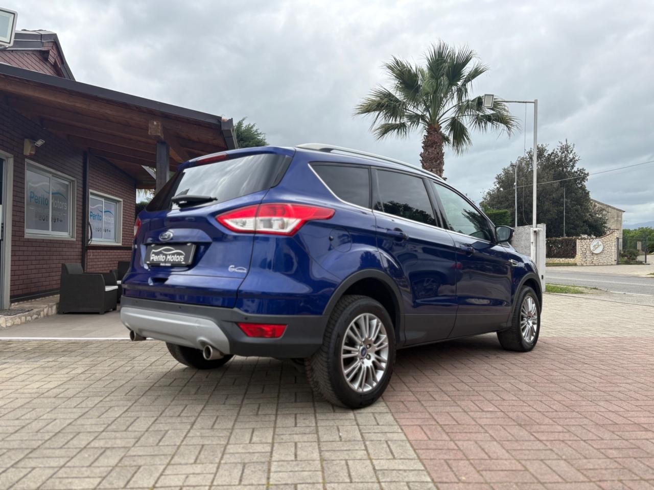 Ford Kuga 2.0 TDCI 140 CV 4WD Titanium