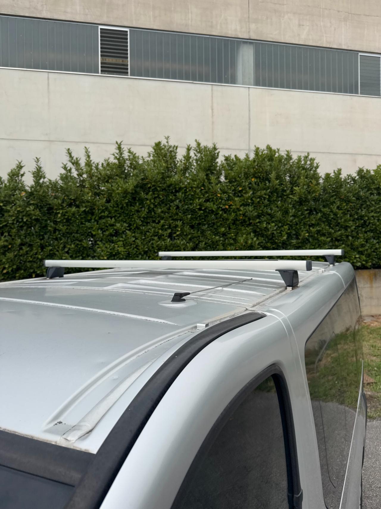 Renault Trafic 9 Posti (Patente B)UNICO Proprietario 145.000 km