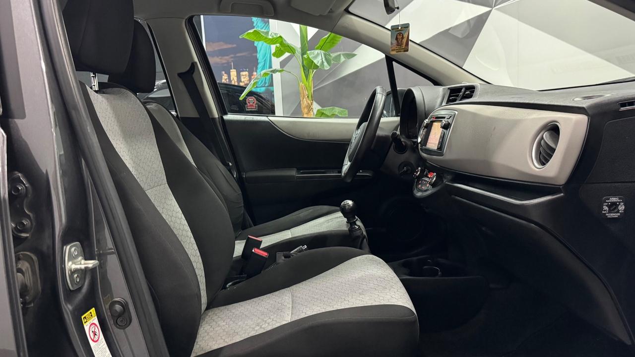 Toyota Yaris 1.4 D-4D 5 porte Lounge