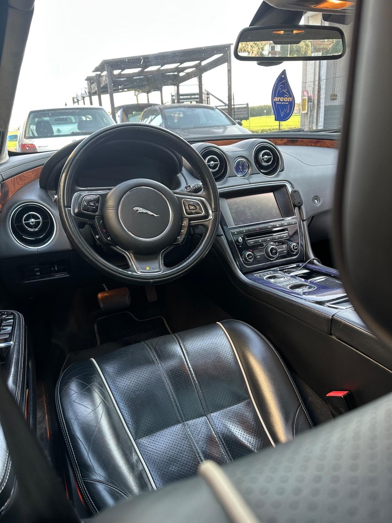 Jaguar XJ 5.0 V8 Premium Luxury