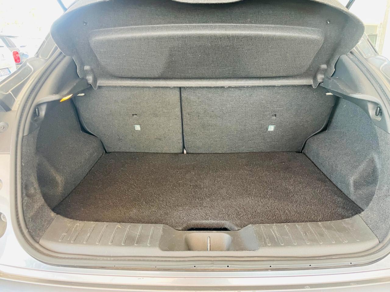 Nissan Juke 1.0 DIG-T 114 CV Tekna