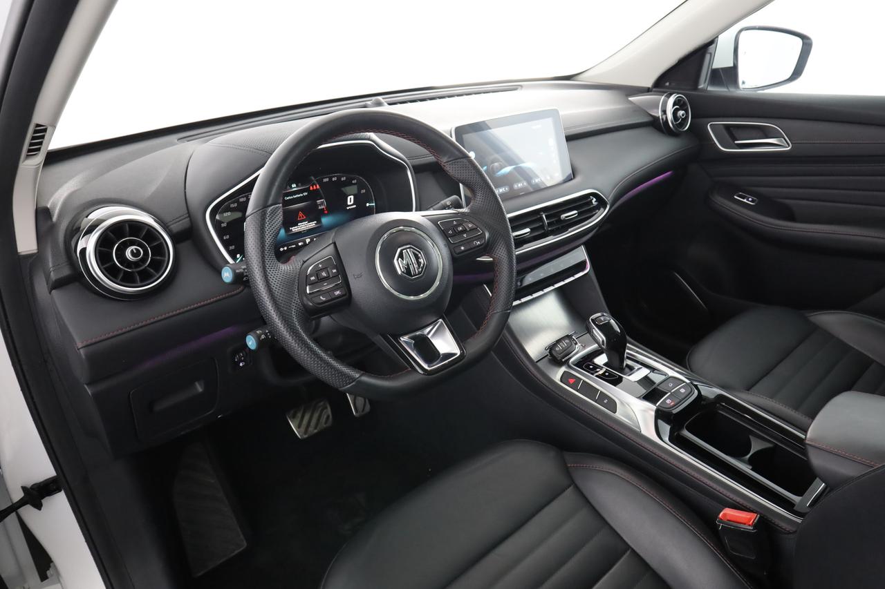 MG EHS Plug-in Hybrid Luxury