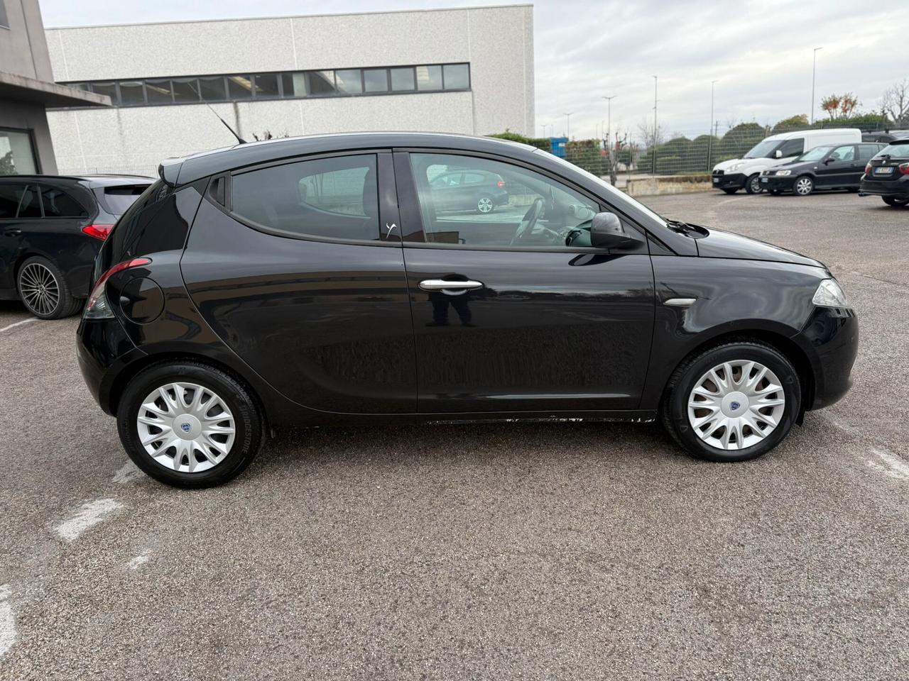 LANCIA YPSILON 1.3 D 2012 12 MESI DI GARANZIA