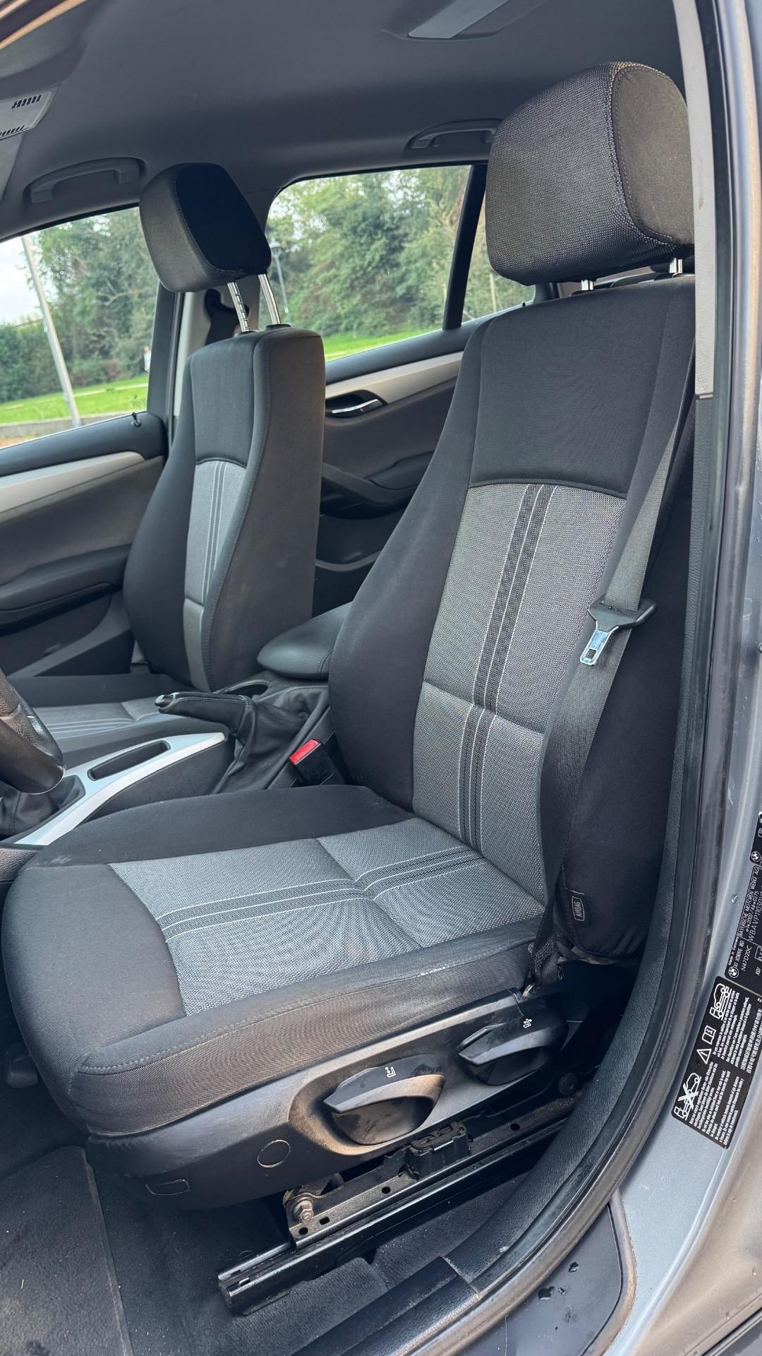 Bmw X1 sDrive18d Attiva