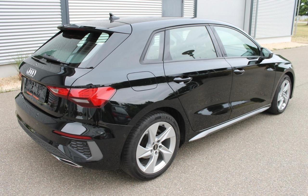 Audi A3 SPB 30 Tdi S line stronic Navigatore Led