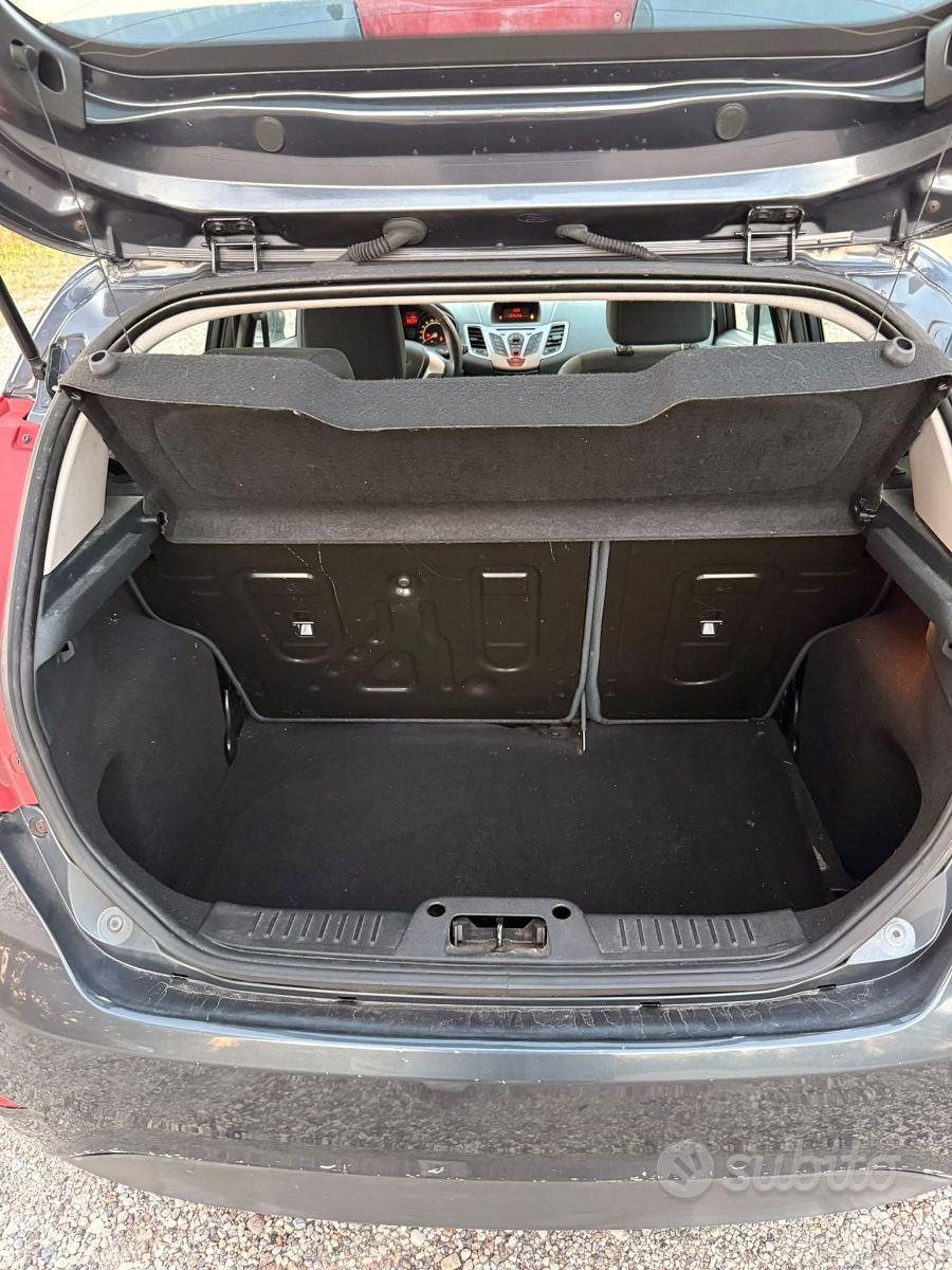 Ford Fiesta 1.4 Diesel - Ideale per neopatentati