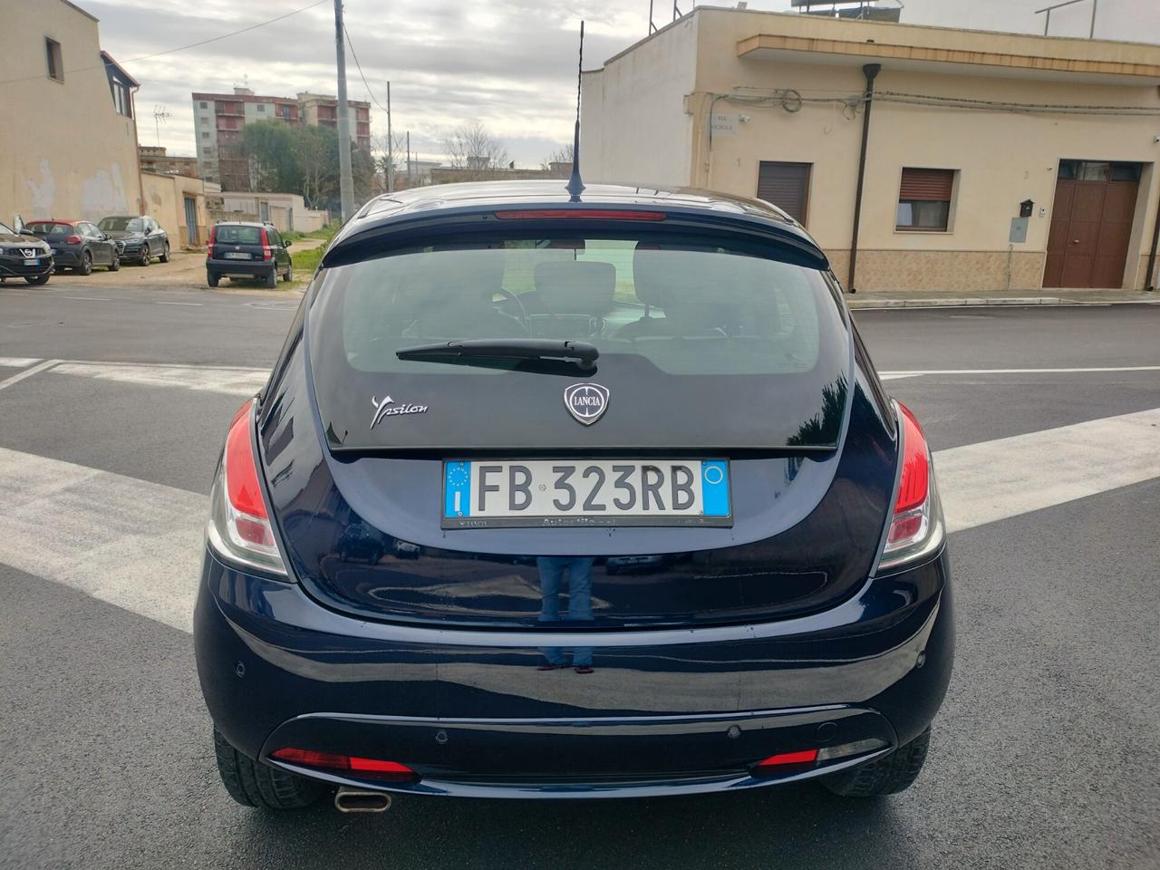 Lancia Ypsilon 1.2 69 CV 5 porte GPL Ecochic Platinum