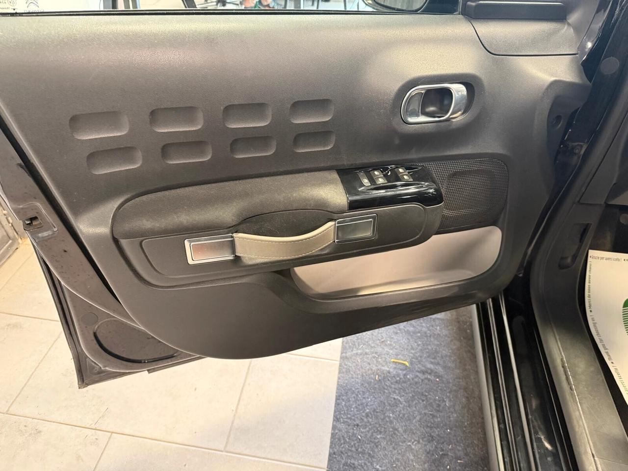 Citroen C3 BlueHDi 100 S&S Shine