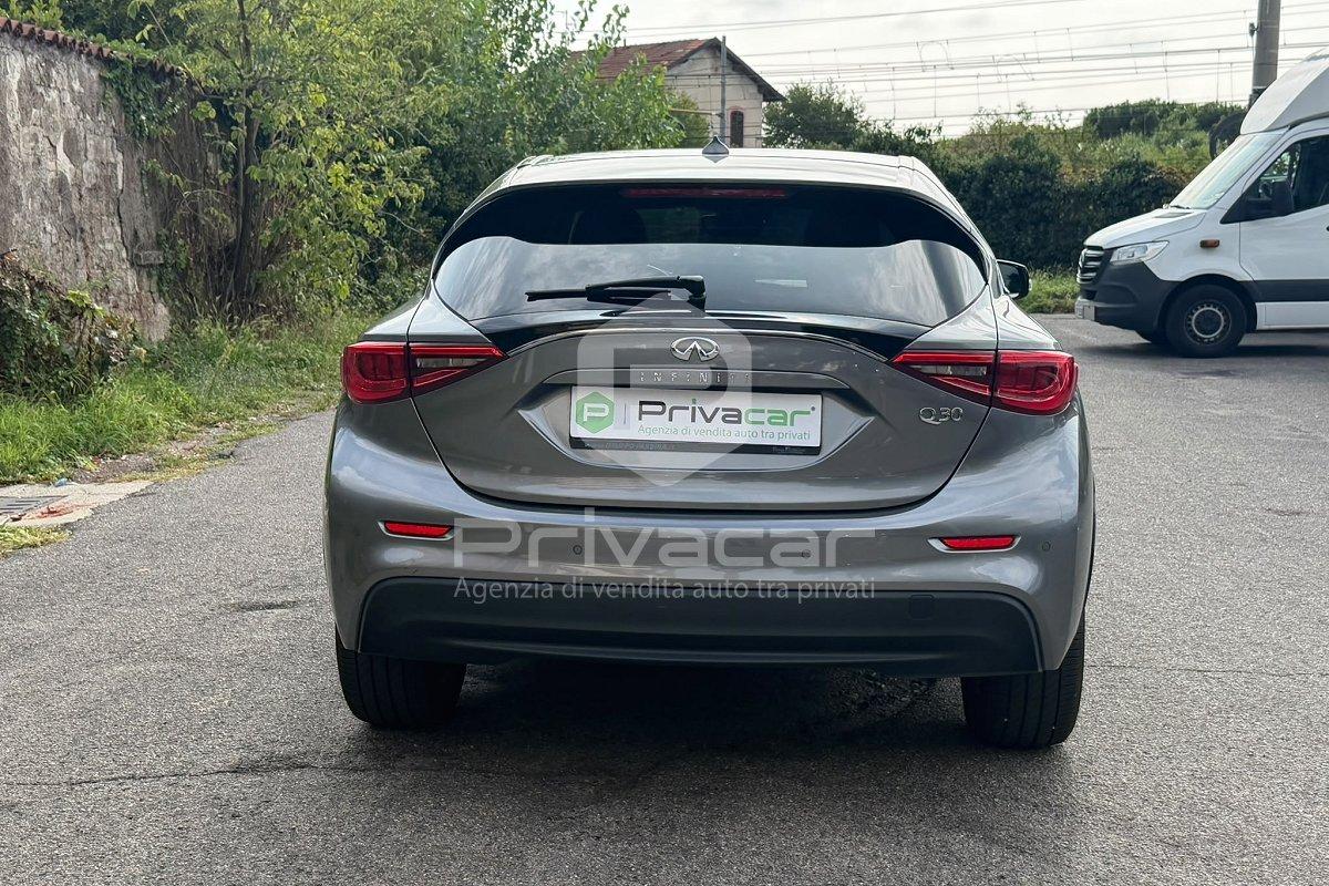 INFINITI Q30 1.5 diesel Business Executive
