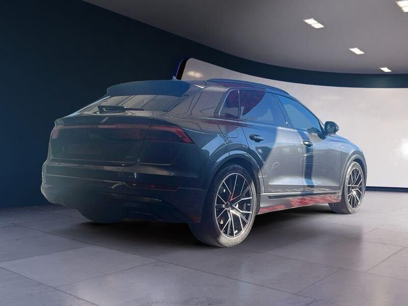 Audi Q8 50 TDI 210kW quattro tip. S Line Edition Black pack