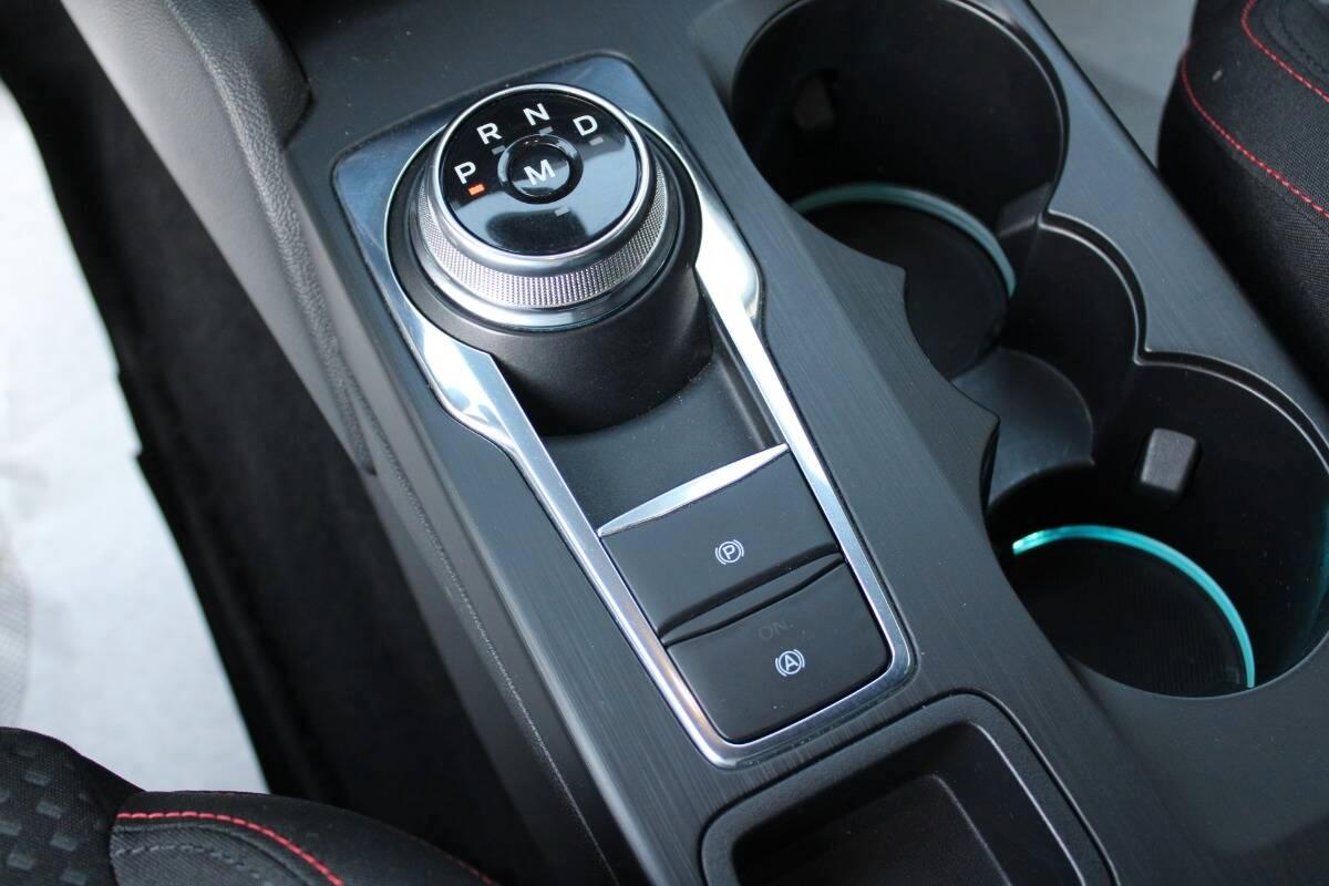 Ford Focus Wagon 1.5 ecoblue ST-Line 115cv AUTO con Navi e CarPlay