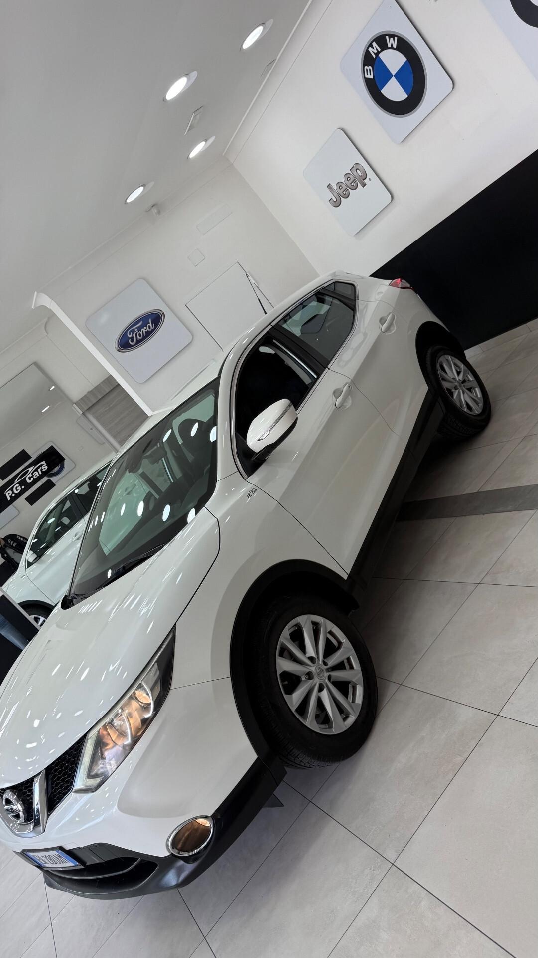 Nissan Qashqai 1.5 dCi Visia